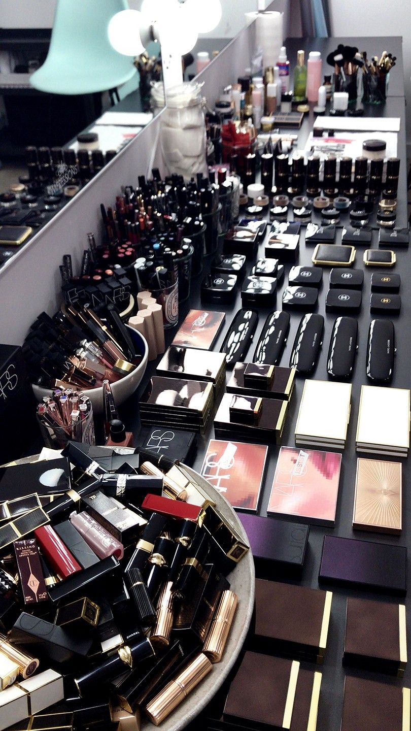 Step Inside the Secret Makeup Studio of Beauty Is Boring Founder, Robin Black 3