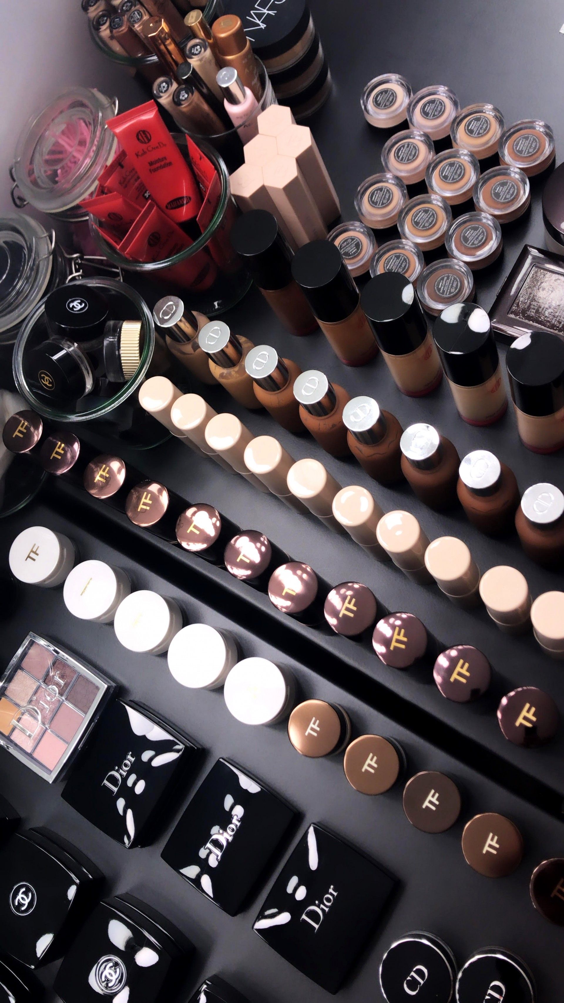 Step Inside the Secret Makeup Studio of Beauty Is Boring Founder, Robin Black 5