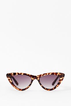 Give It Some Tort Cat-Eye Tinted Sunglasses - Black