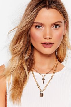 Under Lock and Key Layered Necklace - Gold