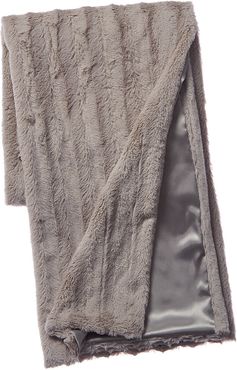 Faux Addict Luxury Oversized Faux Fur Throw