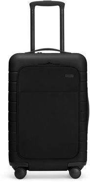 The Carry-On with Pocket in Black - No Battery