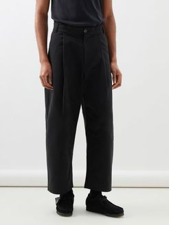 Sorte Pleated Cotton-twill Wide-leg Trousers - Mens - Black