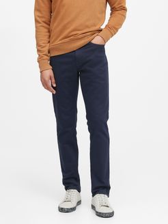 Slim Traveler Pant