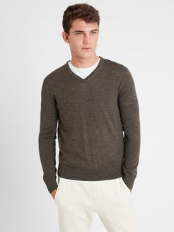 Merino V-Neck Sweater in Responsible Wool