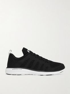 Techloom Pro Mesh Sneakers - Black