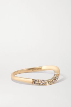 Wavy 14-karat Gold Diamond Ring