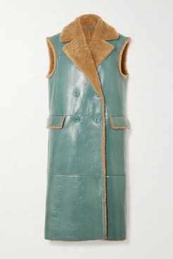 Connie Double-breasted Shearling-trimmed Patent-leather Vest - Blue
