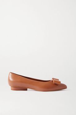 Viva Bow-embellished Leather Point-toe Pumps - Tan