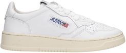 Autry 01 Sneakers In White Leather