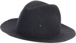 Drop Crown Raw Brim Nat Stone Stitch Detail