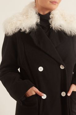 Oversized Shearling Collar Jacket in Black