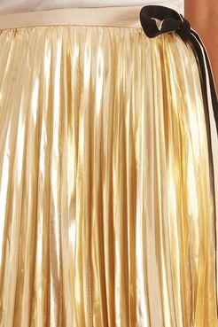 Pleated Metallic Poplin Skirt in Gold