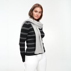 Signature Ribbed Cashmere Scarf in Cement