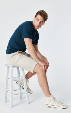 Jacob Shorts In Stone Comfort