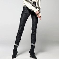 Jeans donna con zip posteriore