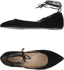 Ballet flats