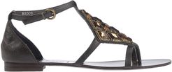 Toe strap sandals