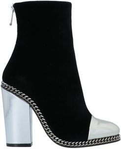 Ankle boots