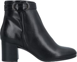 Ankle boots