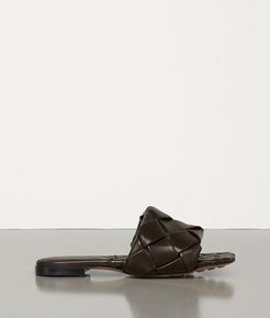 Lido Flat Sandals - Bottega Veneta