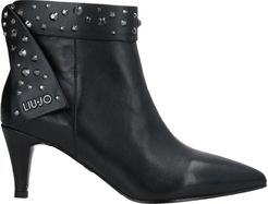 Ankle boots