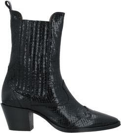 Ankle boots