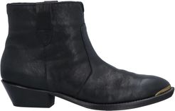 Ankle boots