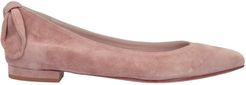 Ballet flats