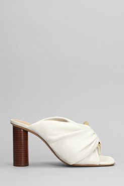 Sandali Corner Heel in Pelle Beige