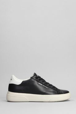 Sneakers  in Pelle Nera