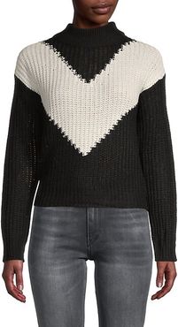 Contrasting-Design Knitted Sweater
