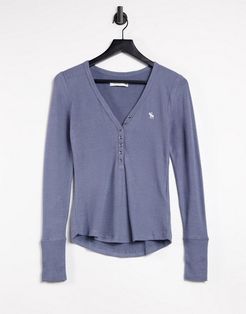 cozy henley long sleeve T-shirt in blue-Blues