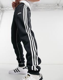 3-Stripes contrast stitch sweatpants in black