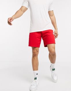 essentials shorts in red