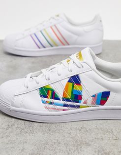 Pride Superstar sneaker in white