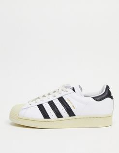 Superstar sneakers in white
