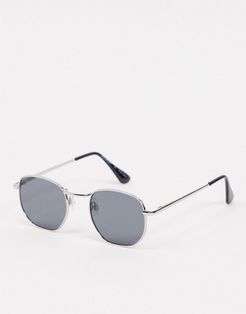 round retro sunglasses in silver