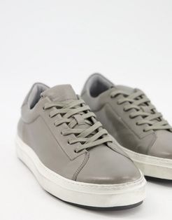 hawley low minimal sneakers in gray-Grey