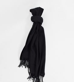 heavy wool blanket scarf in black