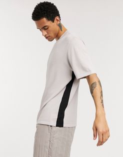 ASOS boxy knitted T shirt with side stripe-Neutral