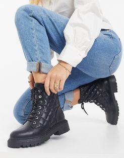 Amy quilted lace up boots in black