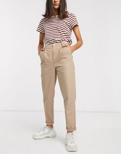 chino pants in stone-Neutral