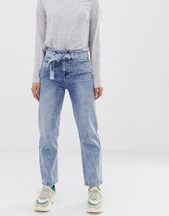farleigh high waisted straight leg jeans in acid wash with belt detail-Blue