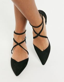 Leanna pointed ballet flats in black