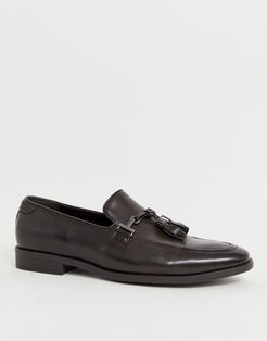 loafers in brown faux leather with tassel