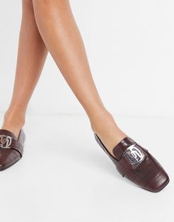 Mellow leather loafer with hardware in burgundy croc-Red