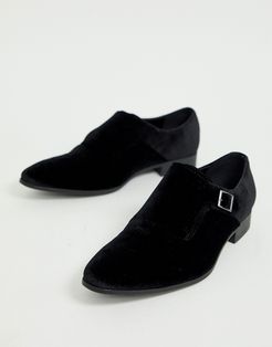 monk shoes in black velvet with black sole