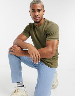 muscle fit waffle t-shirt in washed khaki-Green