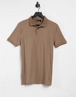 organic muscle fit polo in tan